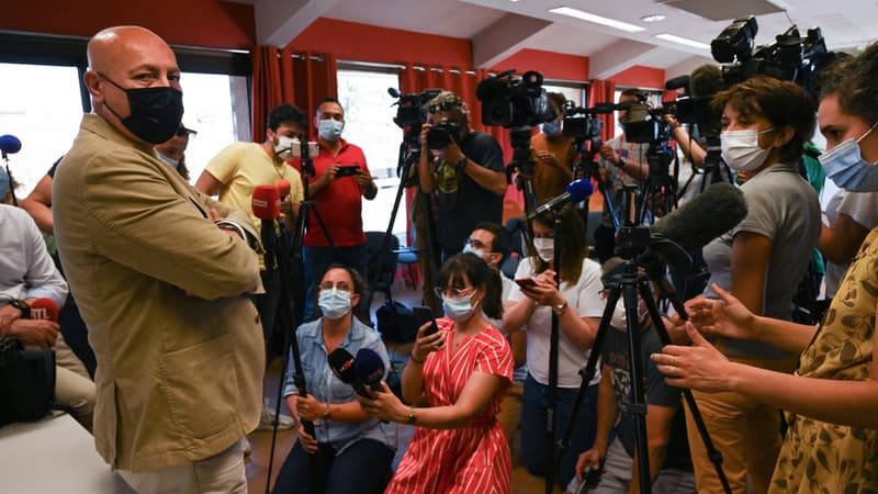 Le procureur de Nîmes, Éric Maurel, lors de la conférence de presse du 25 juin 2021 à Nîmes (Gard)