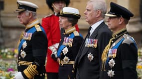 Charles, Anne, Andrew, Edward, le 19 septembre à Londres, aux funérailles de leur mère, la reine Elizabeth II. 
