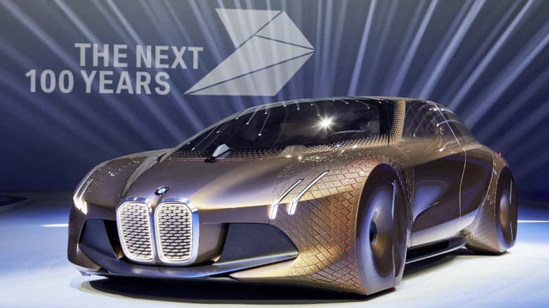 BMW a dévoilé pour son centième anniversaire le 07 mars un concept qui incarne sa vision de l'automobile pour le siècle à venir. Bienvenue au Vision Next 100.