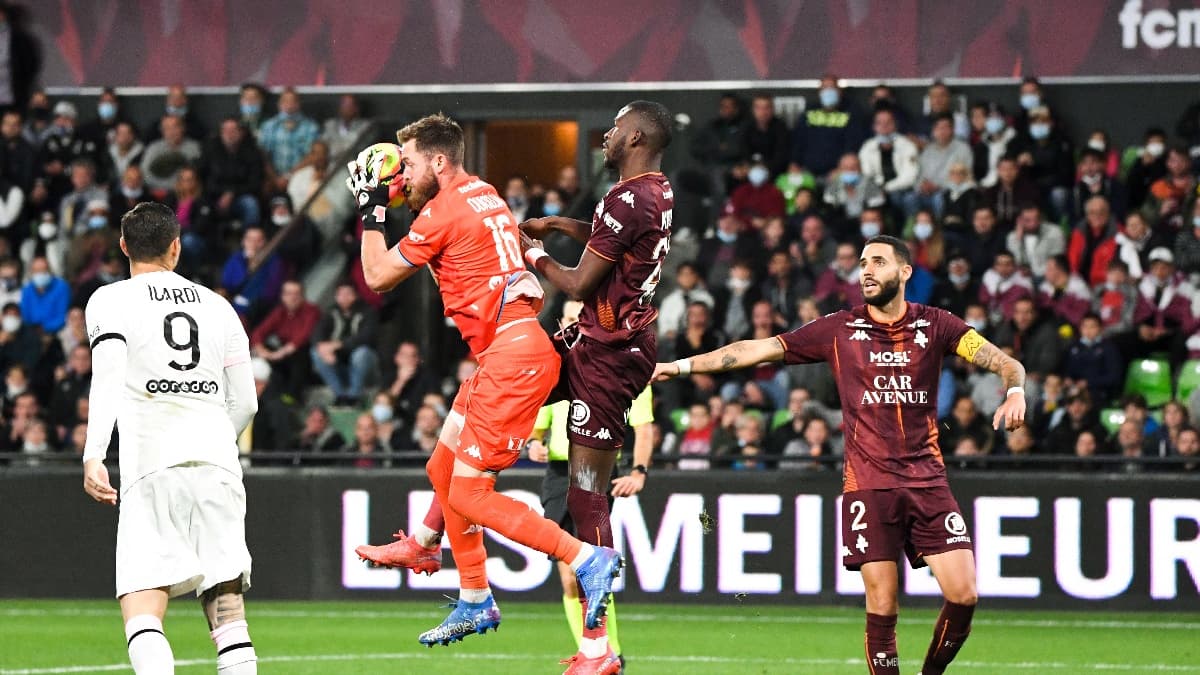 FC Metz : Camara de retour, nez cassé pour Oukidja - Let's Go Metz
