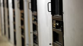 Un détenu de 21 ans se suicide à Nice. 