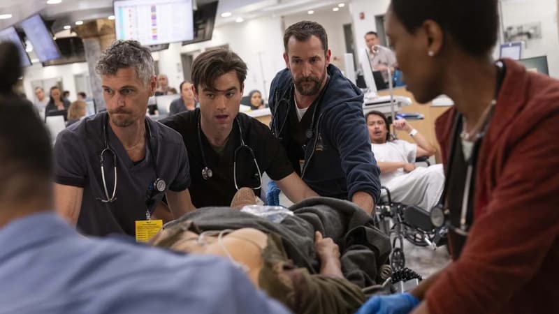 Haletante et immersive, pourquoi il faut regarder la série hospitalière "The Pitt", qui revient pour une 2e saison