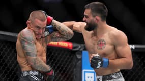 Benoit Saint Denis face à Dustin Poirier, le 9 mars 2024 à Miami