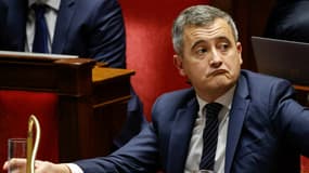 Le ministre de l'Intérieur Gérald Darmanin lors d'un débat sur la loi immigration, le 11 décembre 2023 à l'Assemblée, à Paris