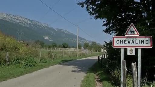 Le mystère de la tuerie de Chevaline reste entier, même si les enquêteurs explorent plusieurs pistes sérieuses, dont la piste iraquienne et la piste familiale.