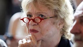 Nicolas Sarkozy a mis en avant une "règle d'or" budgétaire afin de faire oublier qu'il refuse d'augmenter les impôts et de supprimer les niches fiscales des riches, estime Eva Joly, candidate écologiste à la présidentielle, dans un entretien au Monde. /Ph