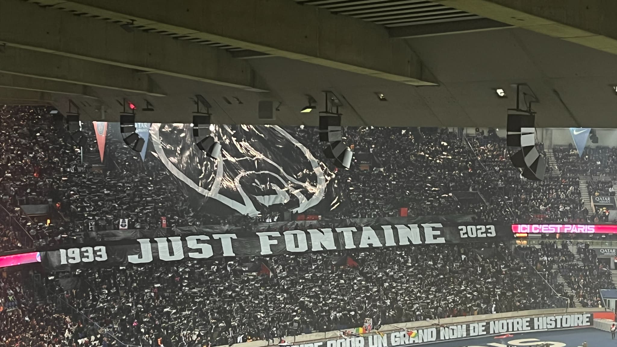 Le tifo du CUP en hommage à Just Fontaine, 4 mars 2023