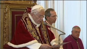 Le pape annonce qu’il renoncera à son ministère le 28février, au Vatican le 11 février 2013.