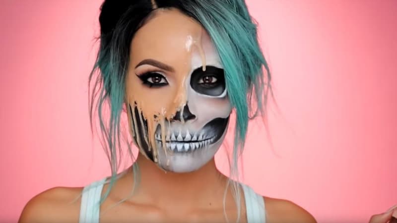 Desi Perkins dans sa vidéo "Melting Skull"