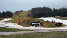 Dans la station de ski de La Bresse, la neige manque toujours en ce début d'année.