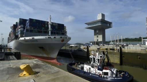Un navire au canal de Panama le 24 mai 2017