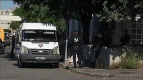 Coup de filet à Marseille: une trentaine d'interpellations à la Castellane