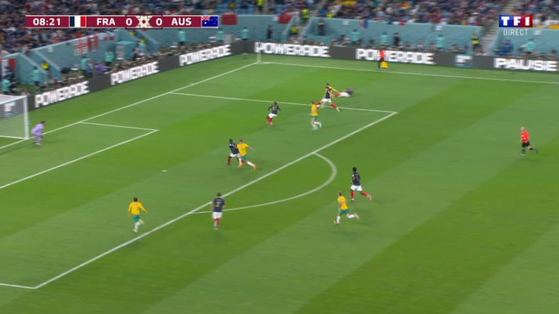 L'ouverture du score de l'Australie contre la France L'ouverture du score de l'Australie contre la France