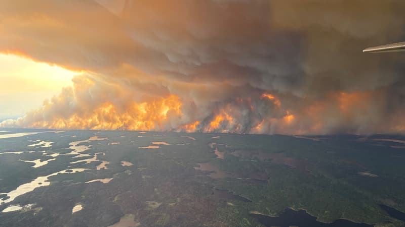 Les images impressionnantes des feux de forêt qui ont conduit à l'évacuation de 17.000 personnes au Canada
