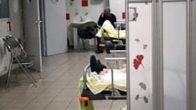 Des patients pris en charge dans un hôpital (illustration) - Guillaume Souvant - AFP