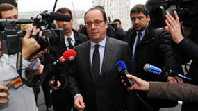 François Hollande à Tulle, avant son départ pour la Tunisie.
