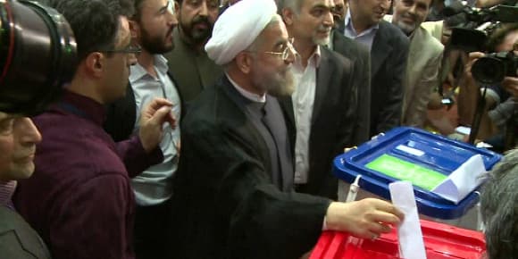 Hassan Rohani, votant le 15 juin. Hassan Rohani, votant le 15 juin.