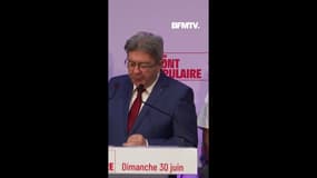 Jean-Luc Mélenchon assure que les candidats du NFP arrivés troisièmes se retireront en cas de triangulaire