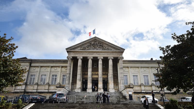 Le tribunal correctionnel d'Angers.