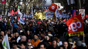 300.000 personnes ont manifesté à Paris ce jeudi 16 février 2023. 