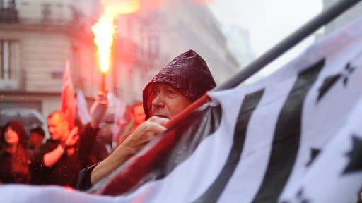 Des manifestants contre la réforme territoriale à Nantes, le 28 juin 2014.