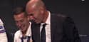 Real Madrid : Zidane arrosé par ses joueurs en conférence de presse 