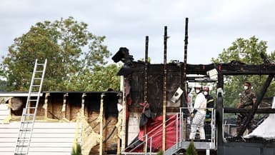 Les restes du gîte de Wintzenheim, détruit par les flammes, le 9 août 2023.