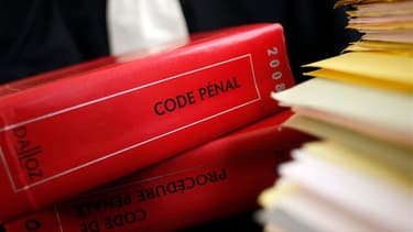 Tolle Contre Un Decret Ouvrant La Profession D Avocat