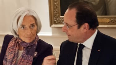 Christine Lagarde, ici avec François Hollande lundi à Washington, pourrait s'asseoir sur le siège initialement réservé à Valérie Trierweiler.