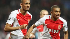 Fabinho et Kylian Mbappé