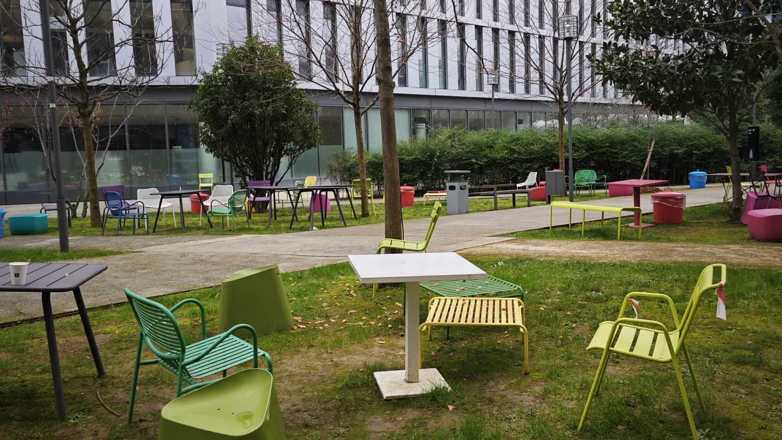 Les photos avec le Xiaomi Mix Flip peuvent manquer d'éclat.