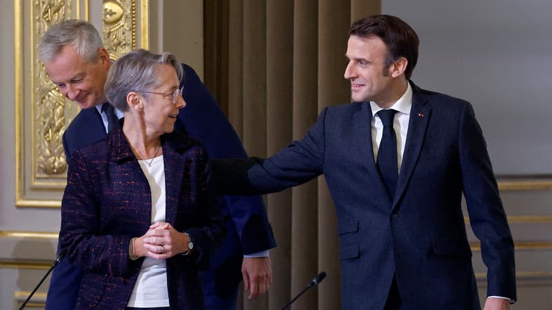 Vers un remaniement? La difficile équation d'un changement de Premier ministre pour Macron