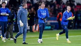 Matvey Safonov et Lucas Chevalier avant le match PSG-Newcastle (1-0, Ligue des champions), le 28 janvier 2026