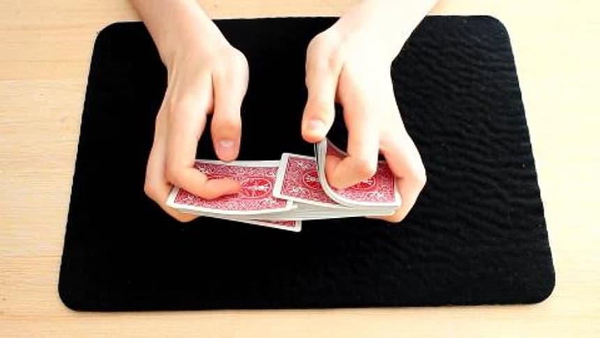Tour de cartes simple tour de magie simple apprendre la magie