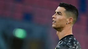 L'attaquant portugais de la Juventus, Cristiano Ronaldo, avant le match de Serie A à Bologne, le 23 mai 2021  
