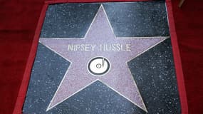 Le rappeur Nipsey Hussle a été distingué par une étoile posthume sur le Hollywood Walk of Fame ce lundi 15 août, jour de son anniversaire.