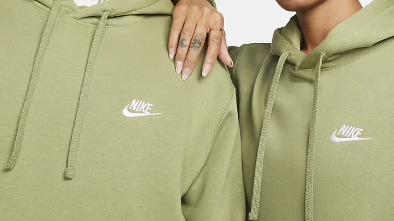 Ce sweat Nike fait un carton pour les soldes d'hiver, les stocks s'épuisent (très) rapidement
