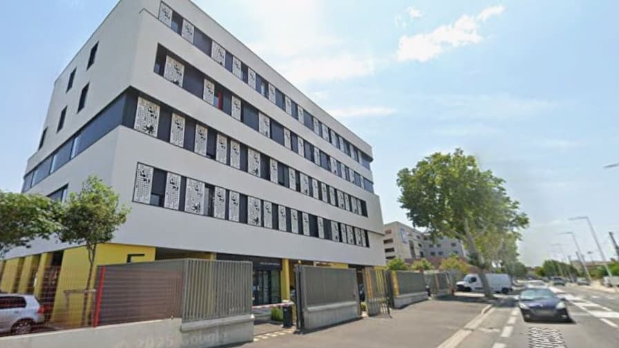 UN HOMME INFECTÉ PAR LA RAGE MEURT À L’HÔPITAL DE PERPIGNAN, UNE ENQUÊTE ÉPIDÉMIOLOGIQUE EN COURS