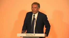 Bayrou: "Je choisis la liberté de parole et de ne pas exposer le gouvernement et le Président"