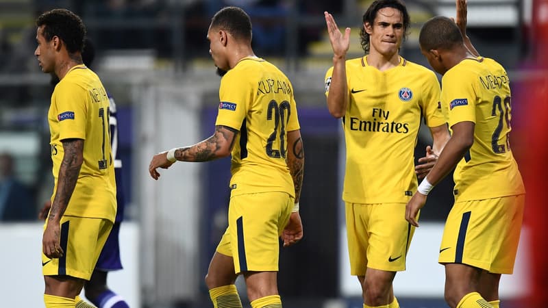 Cavani et Mbappé se congratulent face à Anderlecht