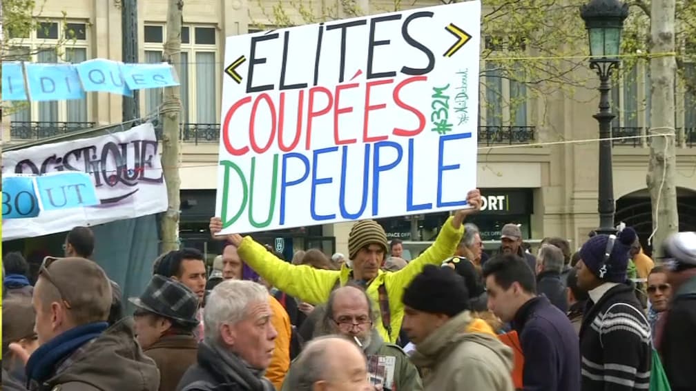 L'indigné à "Nuit debout", place de la République à Paris. L'indigné à "Nuit debout", place de la République à Paris.