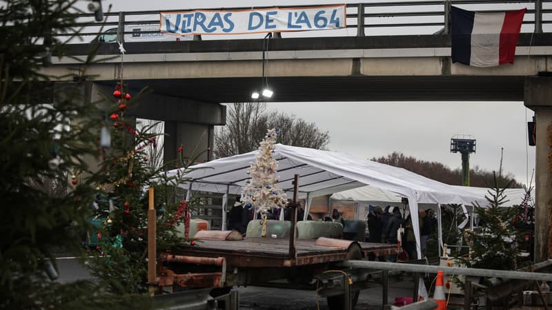 "On va continuer à se battre": toujours mobilisés, des agriculteurs vont passer le réveillon de Noël sur les barrages