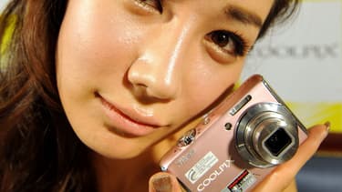 Nikon a décidé d'arrêter immédiatement la production dans son usine Nikon Imaging China (NIC) qui emploie près de 2.300 personnes à Wuxi, près de Shanghai (est).