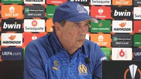 Jean-Louis Gasset en conférence de presse avec l'OM, à Marseille le 1er mai 2024