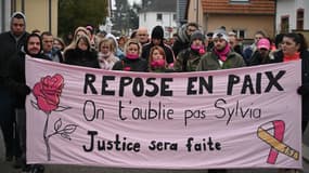 Le dimanche 17 novembre, une marche blanche en hommage à Sylvia, tué par son mari à Oberhoffen-sur-Moder (Bas-Rhin).
