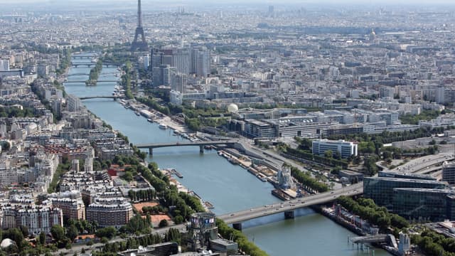 La capitale française est dotée d'un marché immobilier actif.