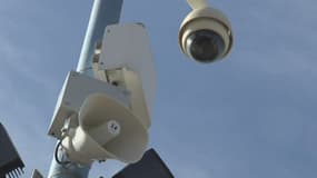 À Mandelieu-la-Napoule, les caméras de surveillance sermonnent les contrevenants.