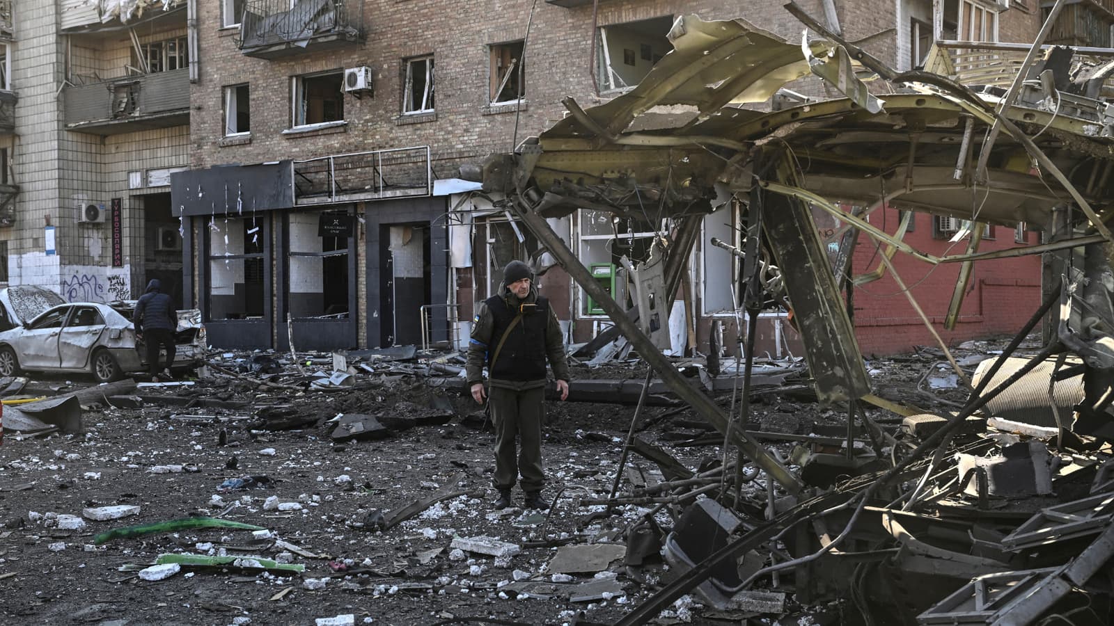 Les-decombres-d-un-batiment-detruit-a-Ki