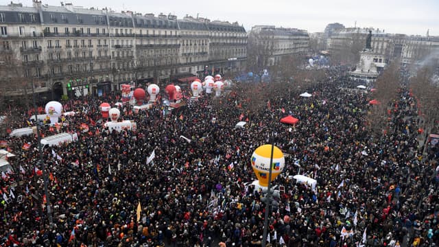 La manifestation du 19 janvier 2023 place de la République à Paris.