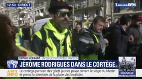 Le gilet jaune Jérôme Rodrigues présent dans le cortège parisien ce samedi